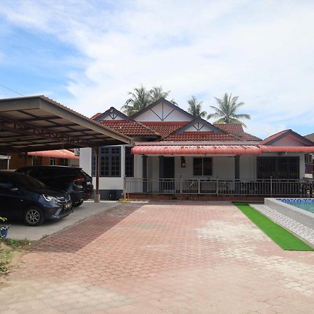 D'Bali Homestay - Private Swimming Pool, Netflix, Internet Wifi ,Cuckoo, Internet Wifi , Dryer, Washing Machine, Aircond Setiap Bilik & Ruang Tamu Пасир Путе Екстериор снимка