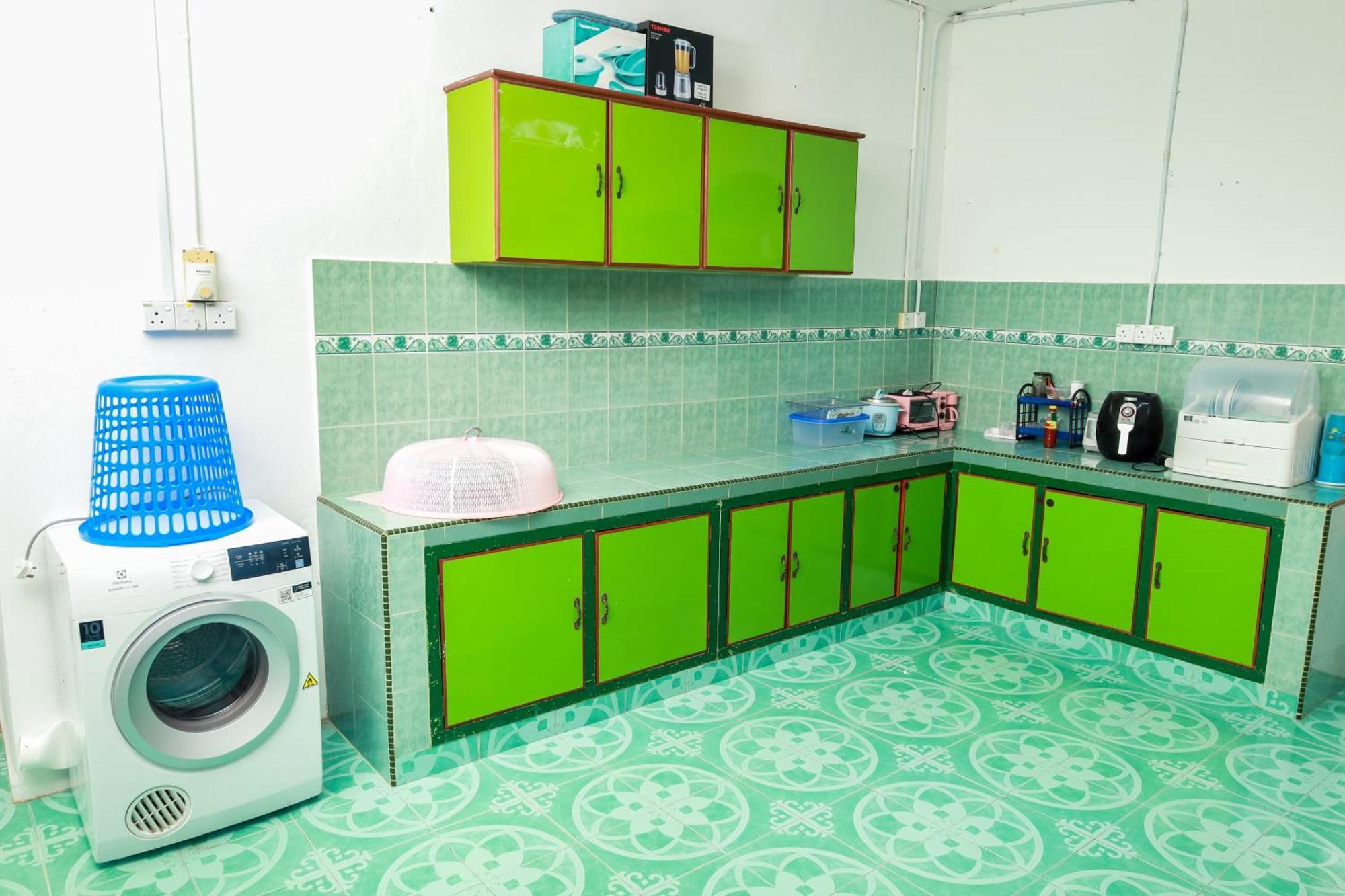 D'Bali Homestay - Private Swimming Pool, Netflix, Internet Wifi ,Cuckoo, Internet Wifi , Dryer, Washing Machine, Aircond Setiap Bilik & Ruang Tamu Пасир Путе Екстериор снимка