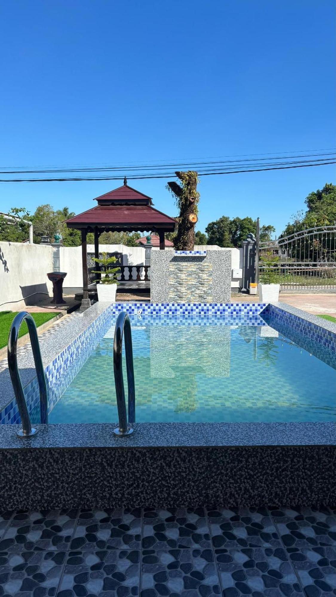 D'Bali Homestay - Private Swimming Pool, Netflix, Internet Wifi ,Cuckoo, Internet Wifi , Dryer, Washing Machine, Aircond Setiap Bilik & Ruang Tamu Пасир Путе Екстериор снимка